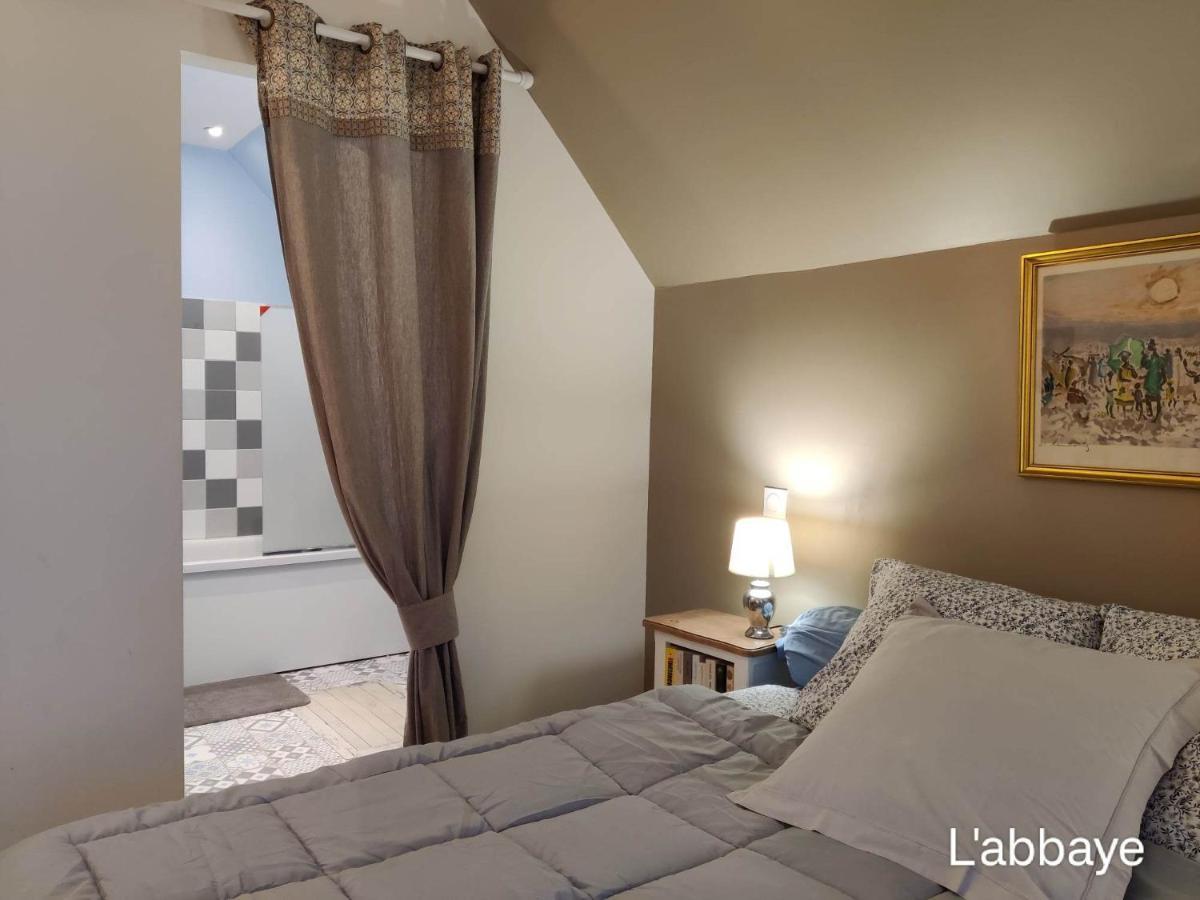 Bed and Breakfast Du Cote De Chez Swann 1 Трувіль-сюр-Мер Екстер'єр фото