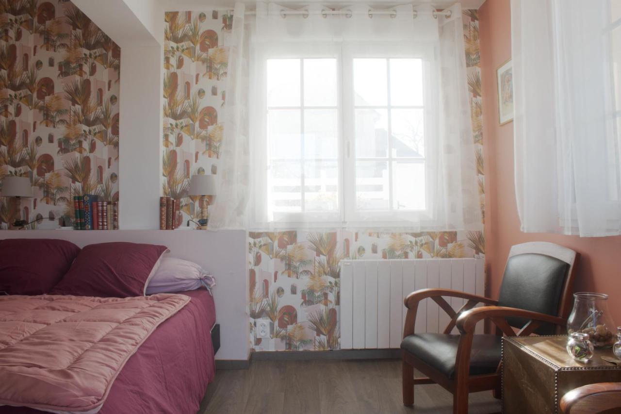 Bed and Breakfast Du Cote De Chez Swann 1 Трувіль-сюр-Мер Екстер'єр фото
