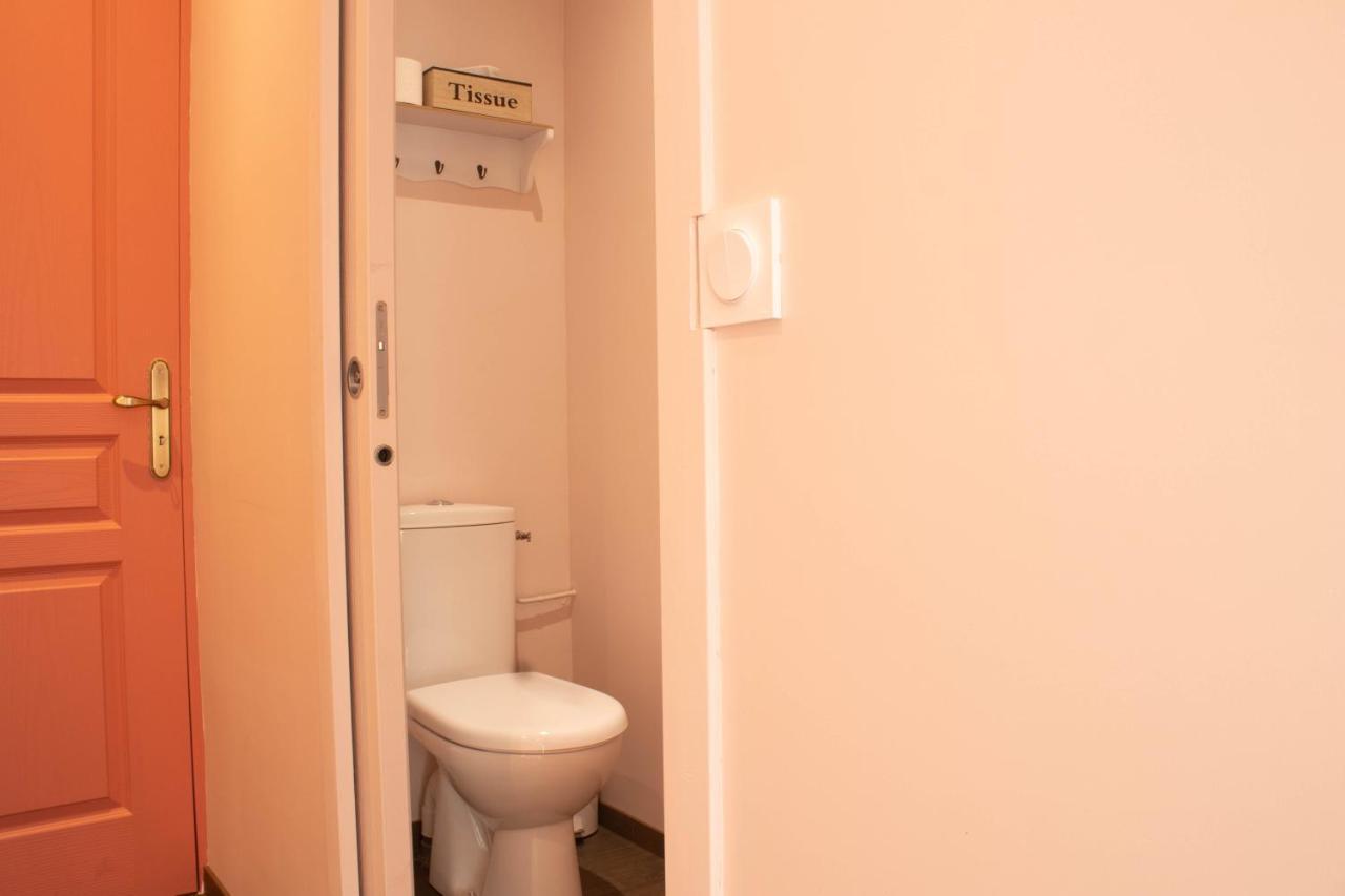 Bed and Breakfast Du Cote De Chez Swann 1 Трувіль-сюр-Мер Екстер'єр фото