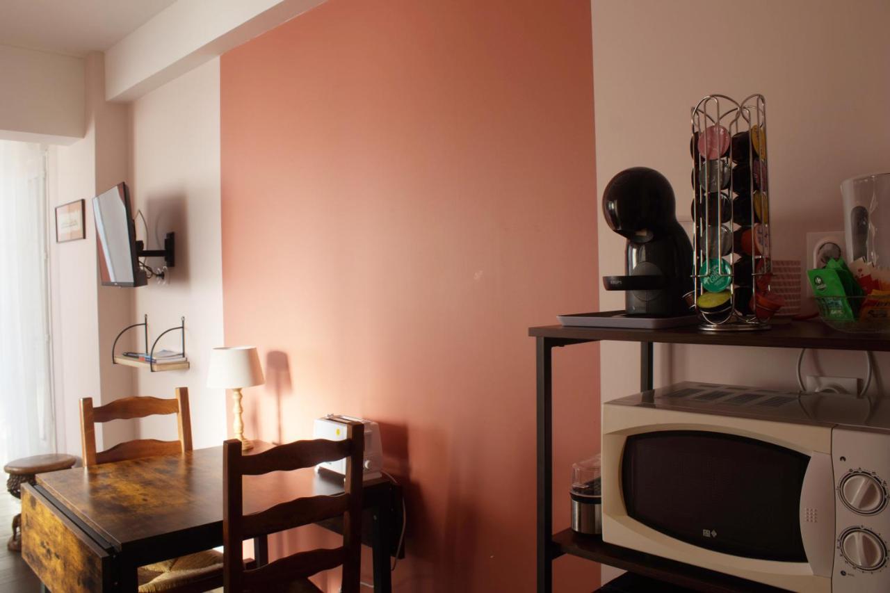 Bed and Breakfast Du Cote De Chez Swann 1 Трувіль-сюр-Мер Екстер'єр фото