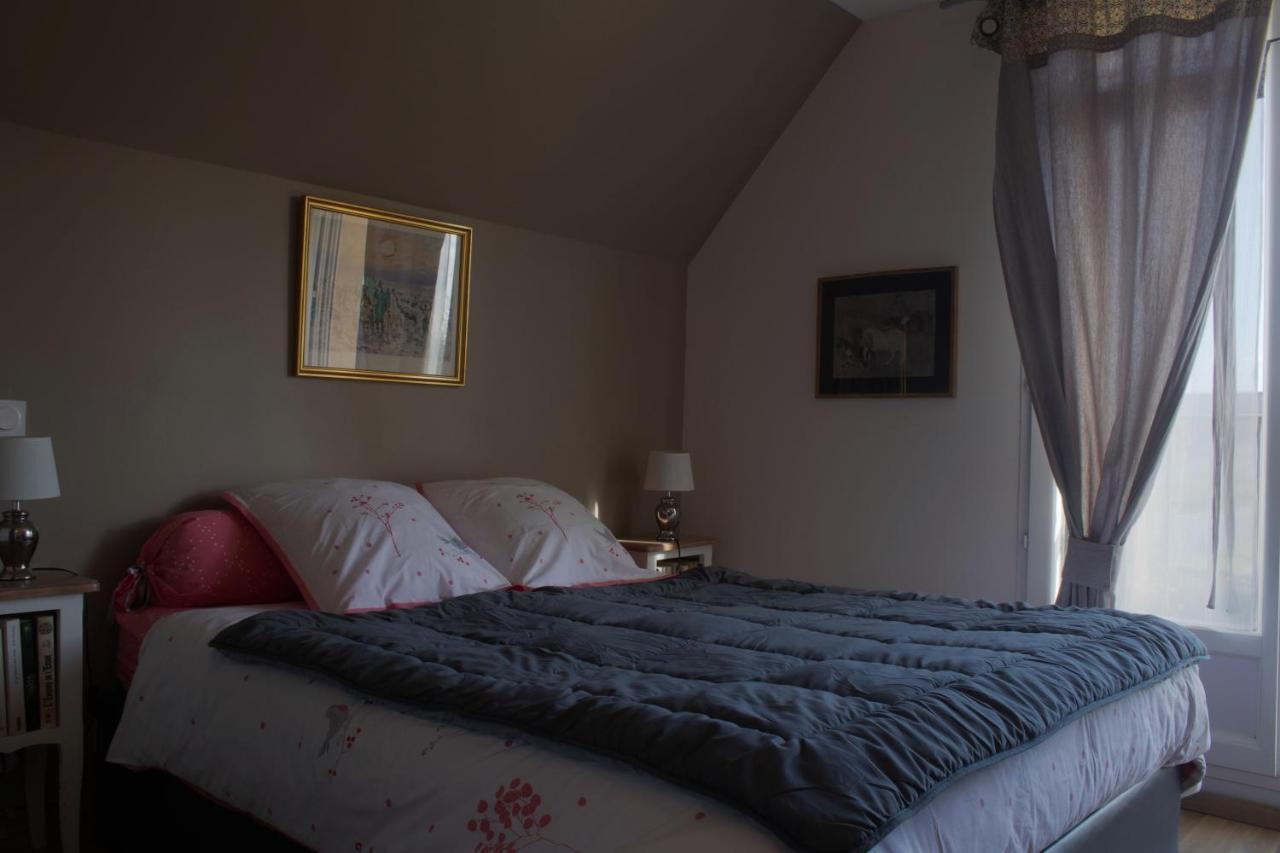 Bed and Breakfast Du Cote De Chez Swann 1 Трувіль-сюр-Мер Екстер'єр фото