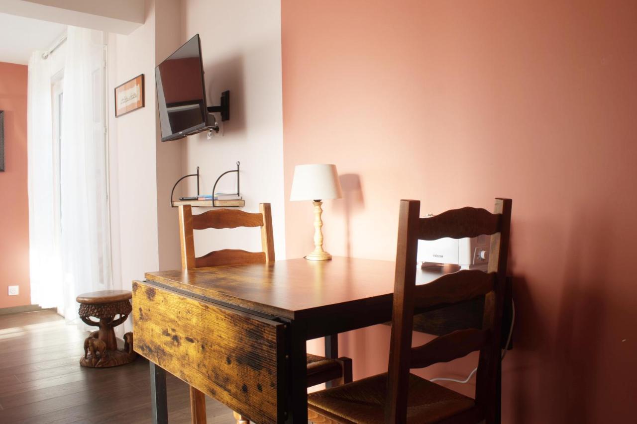 Bed and Breakfast Du Cote De Chez Swann 1 Трувіль-сюр-Мер Екстер'єр фото